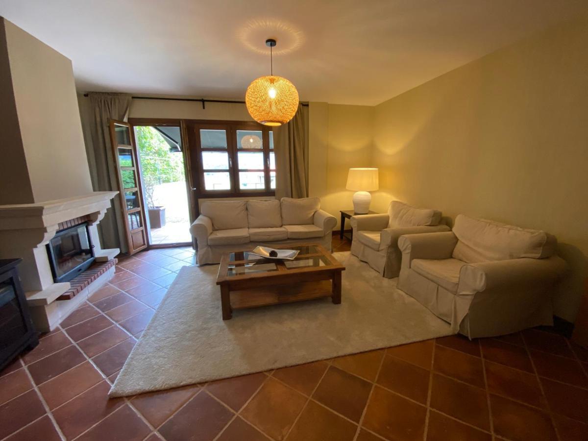 Casas El Castanedu Villa เนียมโบร ภายนอก รูปภาพ